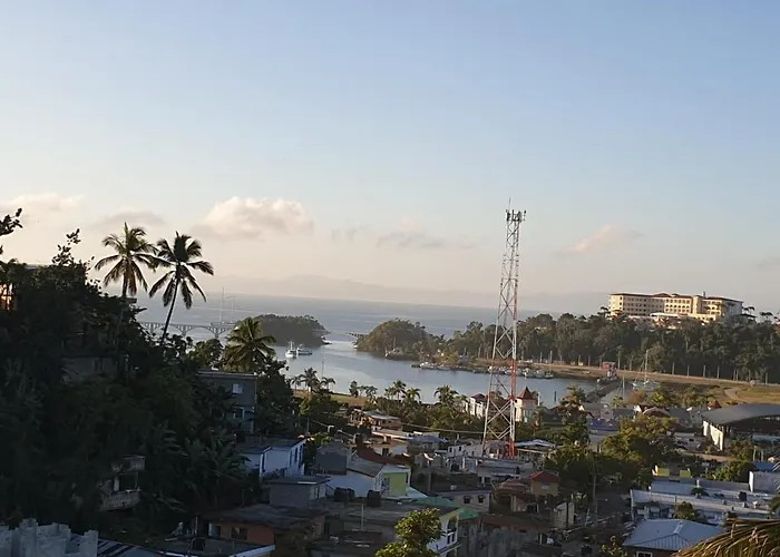 Samana House