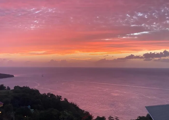 Sunset View Escape