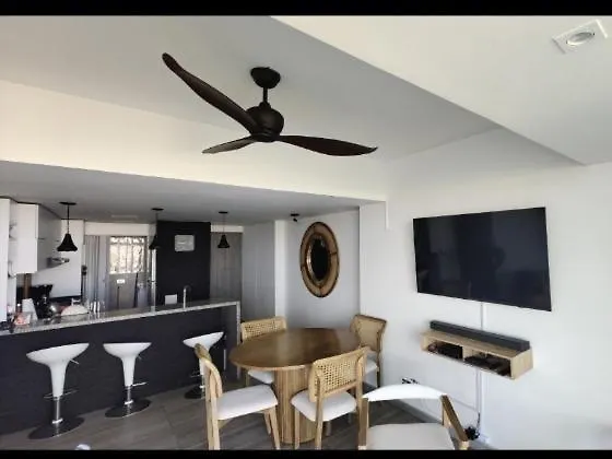Apartamento Con Vista Al Mar.