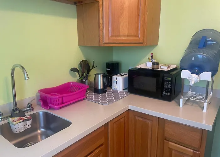 Denyse Home Cottage