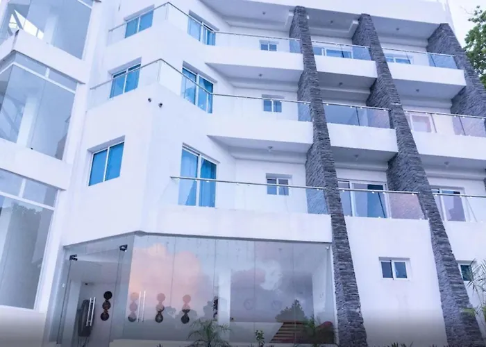 Samana Suites Hotel By Habita