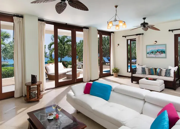 Hospitality Expert Little Waters Villa Negril