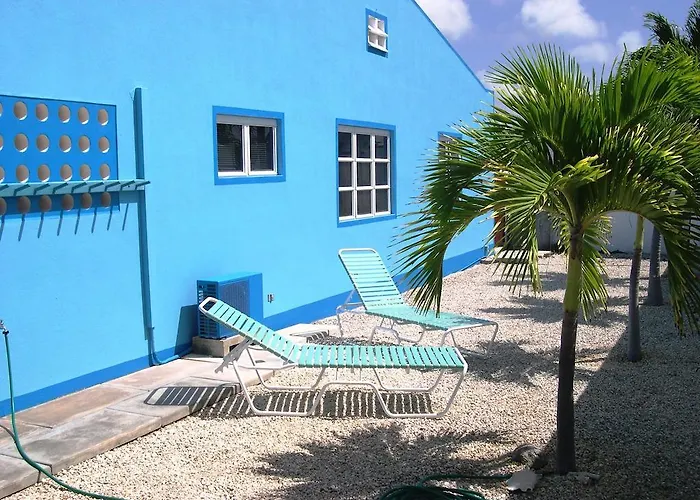 Happy Holiday Homes