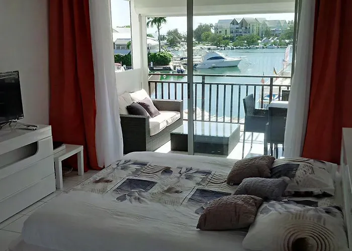 Joli Studio Vue Sur Mer