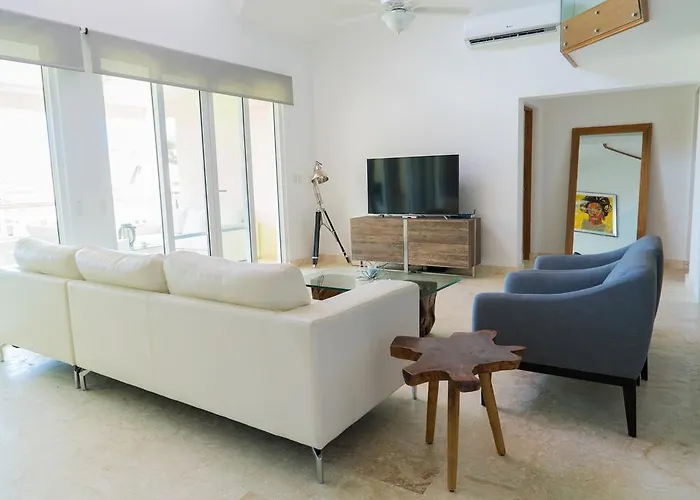 3Br / 3Ba Modern Paradise Loft Condo In Gated Community W/ Daily Housekeeping
