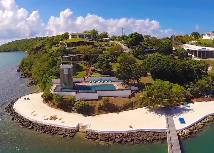 Mount Hartman Bay Estate