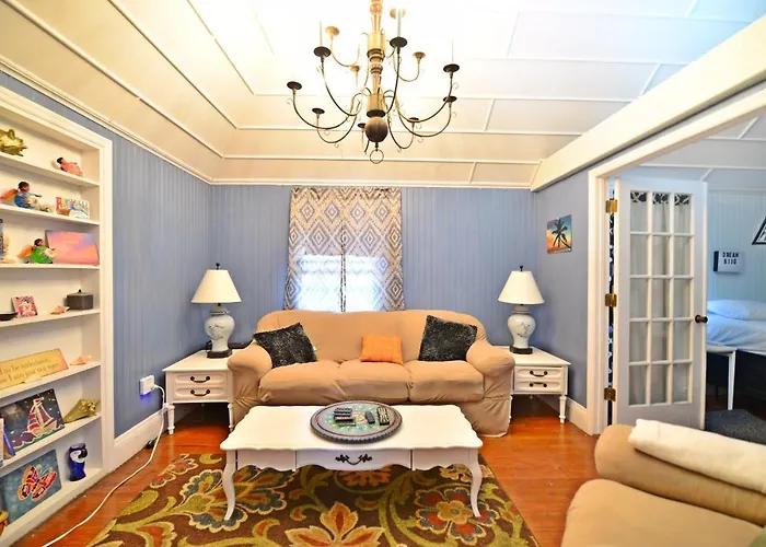 Historic Apartment In The Heart Of Christiansted