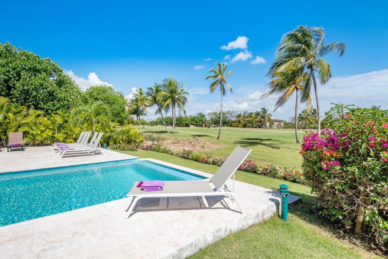 Luxury & Modern With Pool At Cocotal Golf & Country Club Villa
