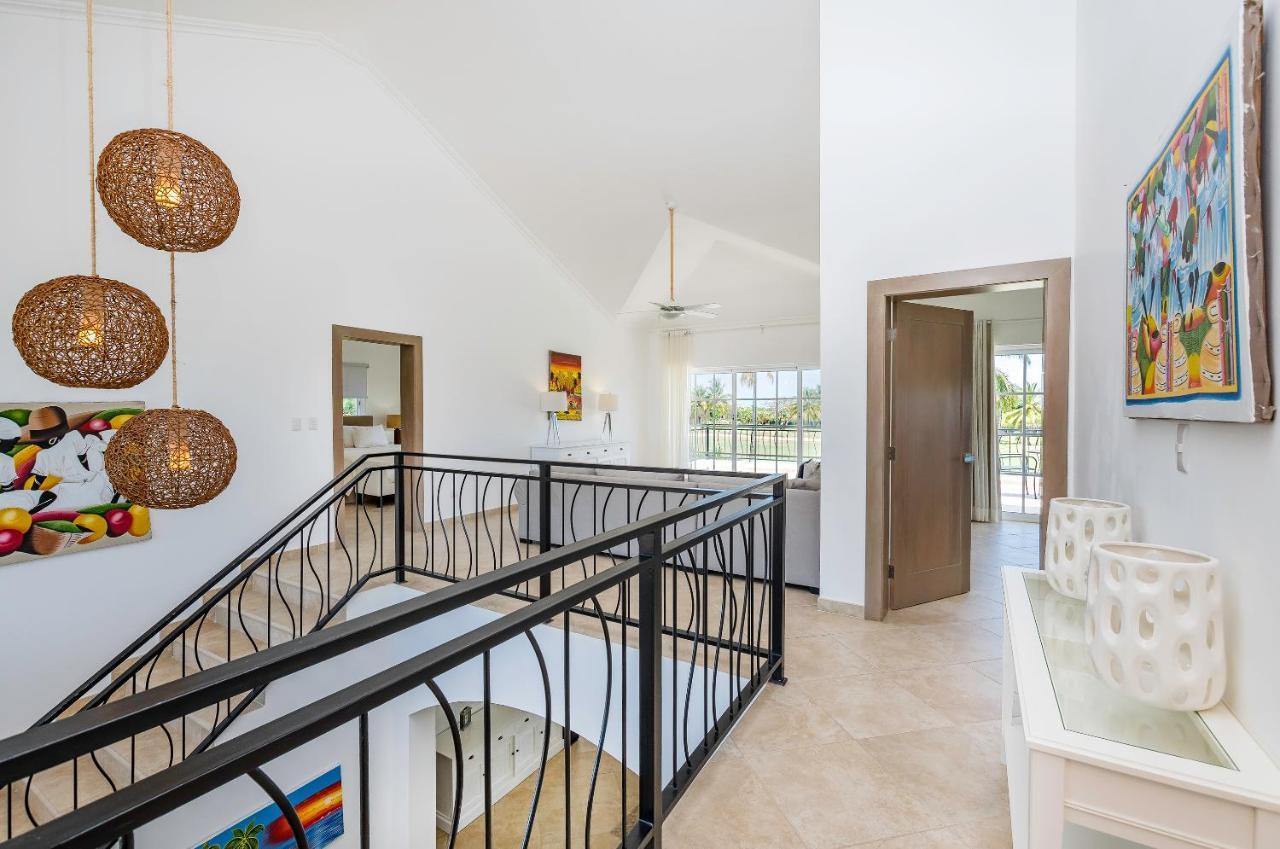 Villa Luxury & Modern With Pool At Cocotal Golf & Country Club