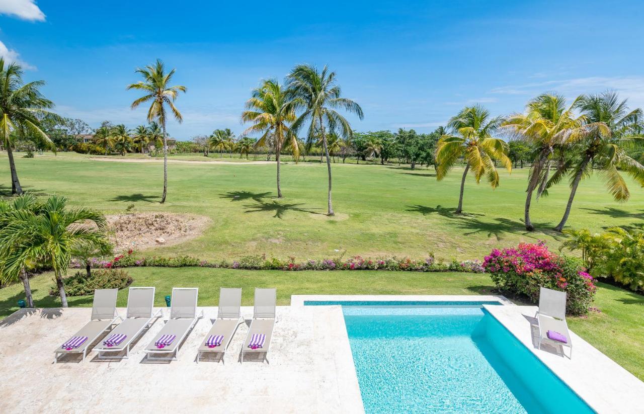 Luxury & Modern With Pool At Cocotal Golf & Country Club *