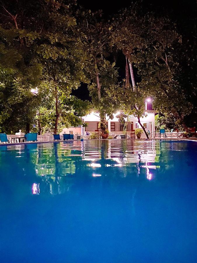Hotel Manoir Adriana 3*