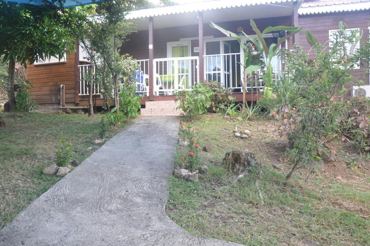Holiday home Les D'arly Bouillante
