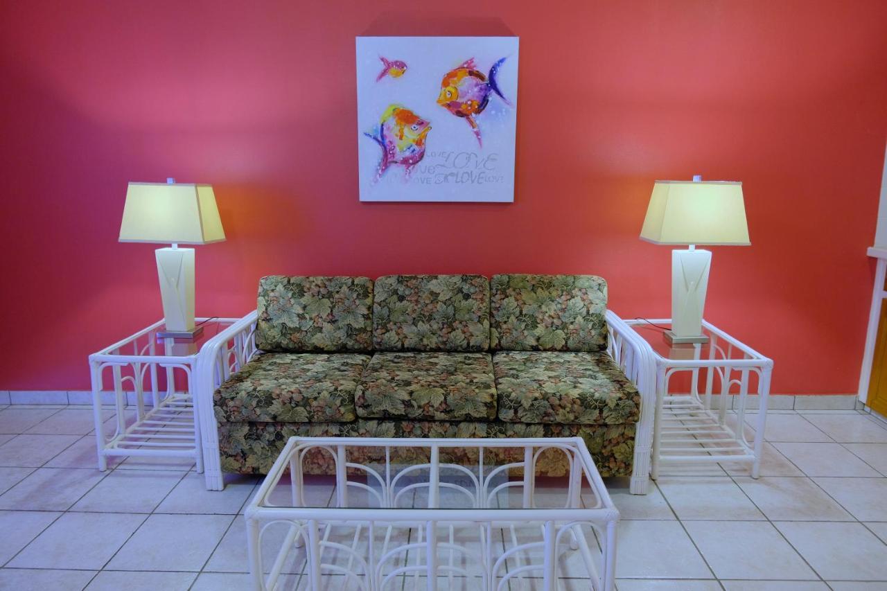 Aruba Quality & Hotel Palm Beach