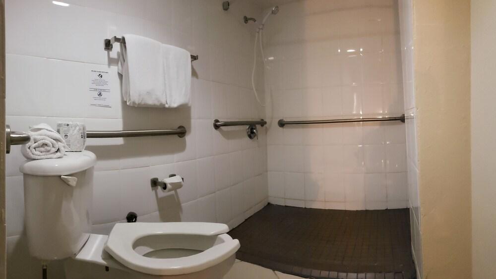 Quality El Tuque Hotel