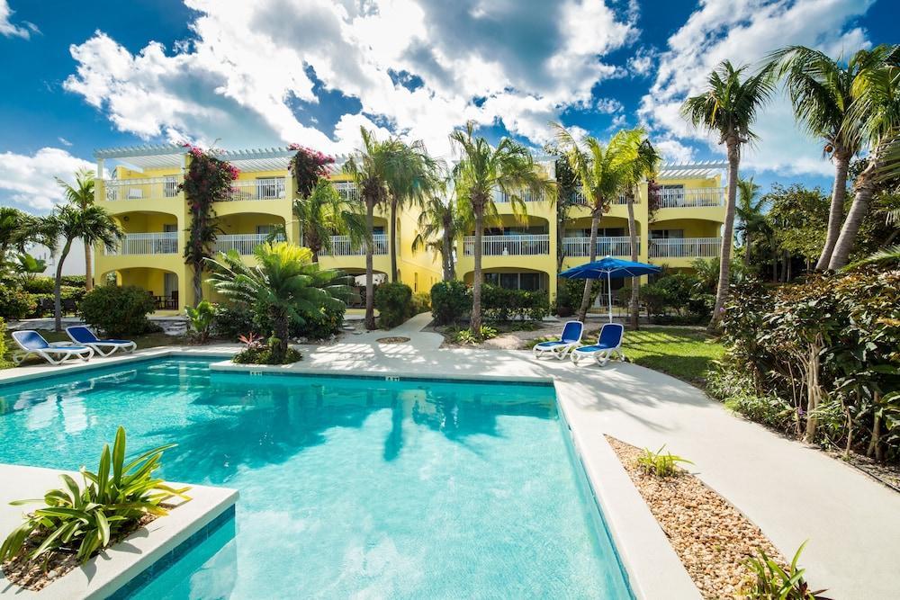 Trade Winds Condotel 3* Grace Bay