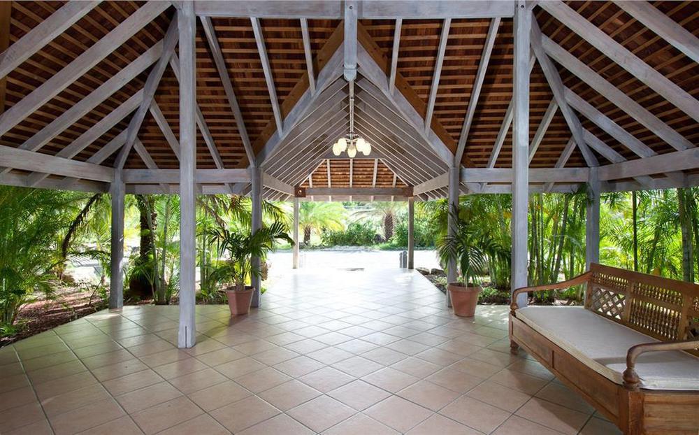 Hotel Coconut Club