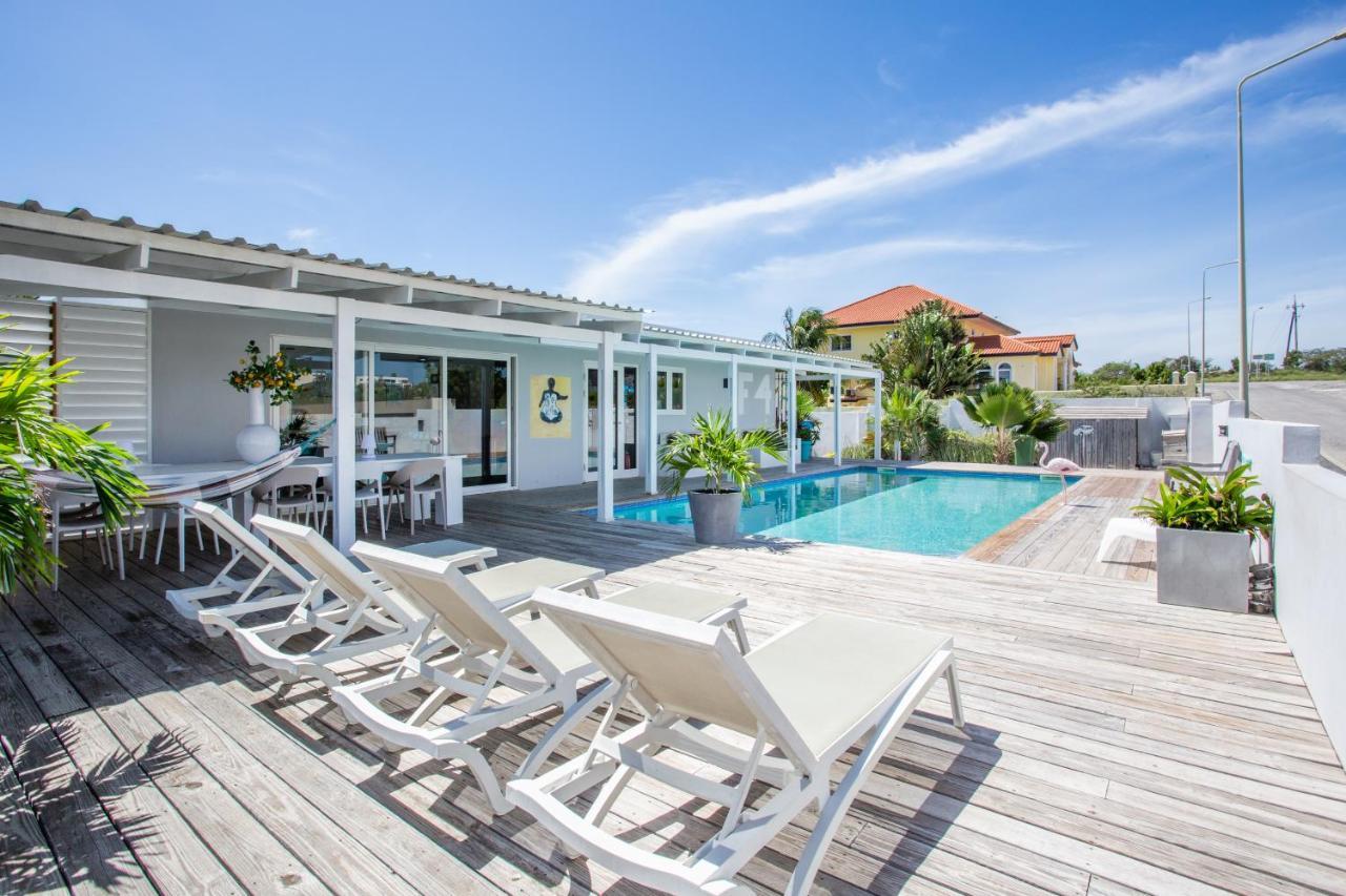Boutique & Jt Curacao Willemstad