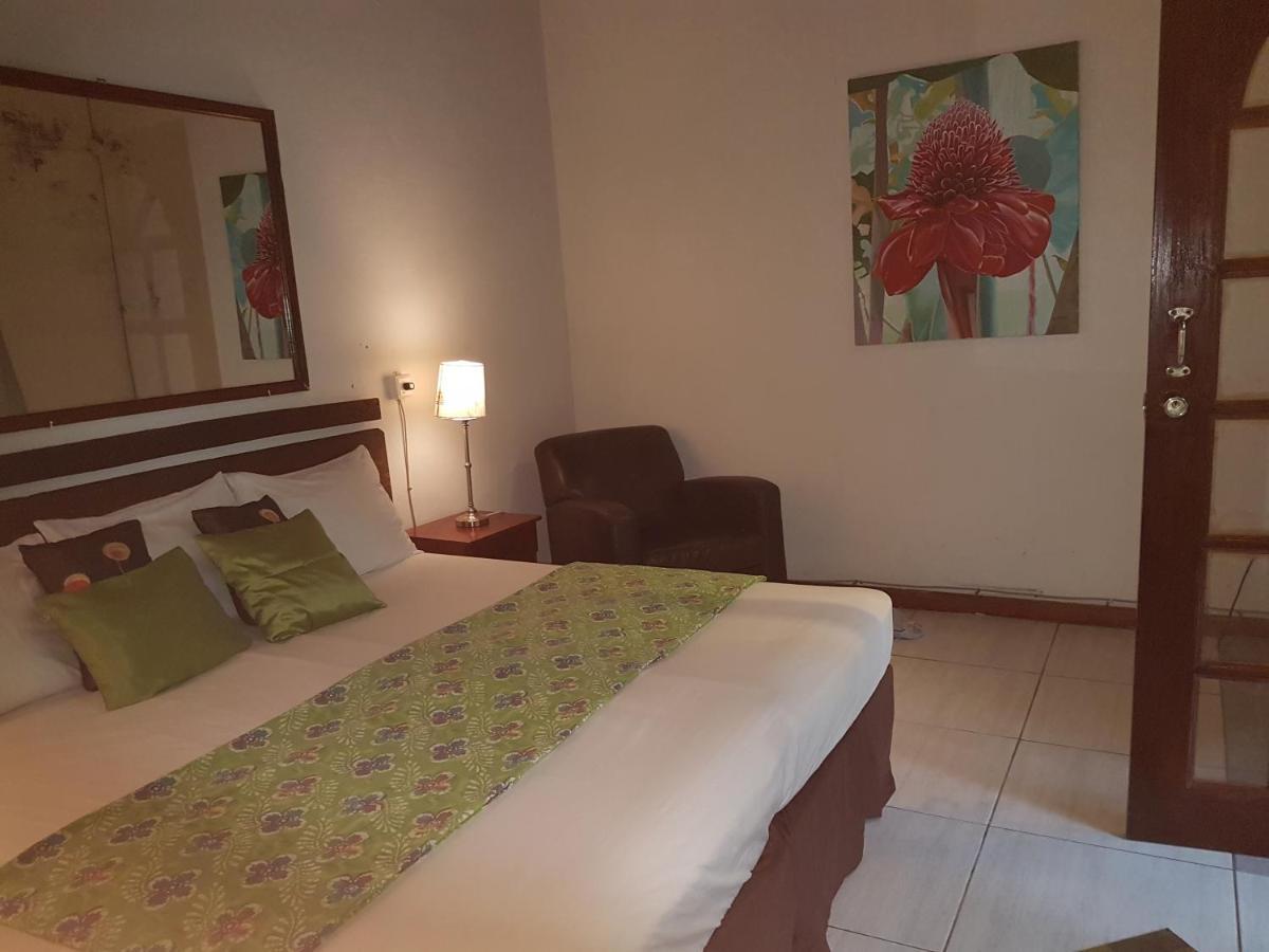 Hibiscus Valley Pensão 3*