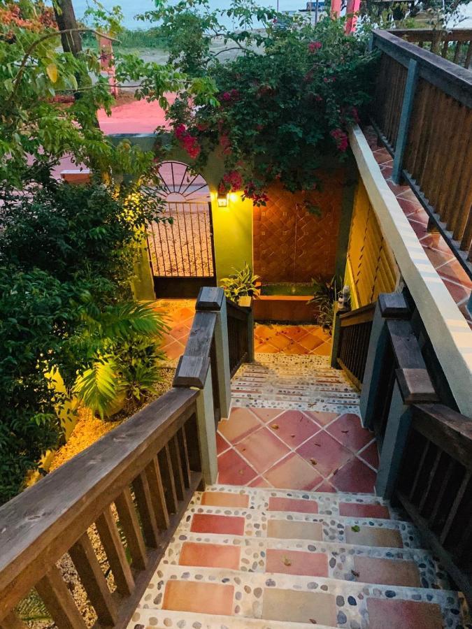 Puertas * Vieques