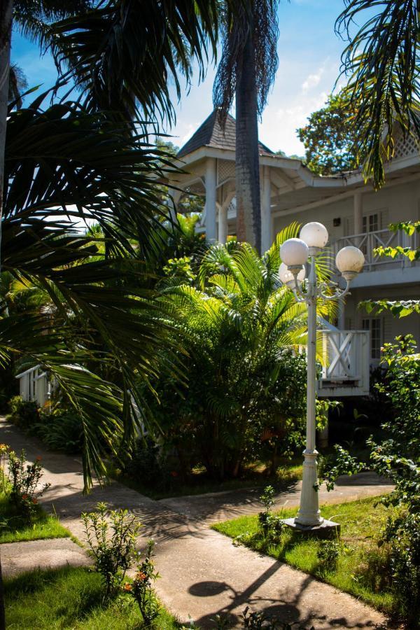 Hotel Merrils Deluxe