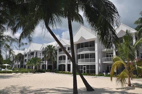 The Avalon West Bay