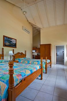 Villa Beach Cottages Resort
