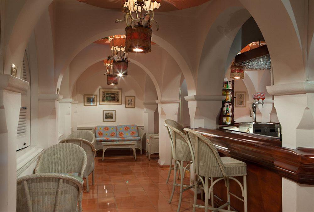 Couples Sans Souci (adults Only)