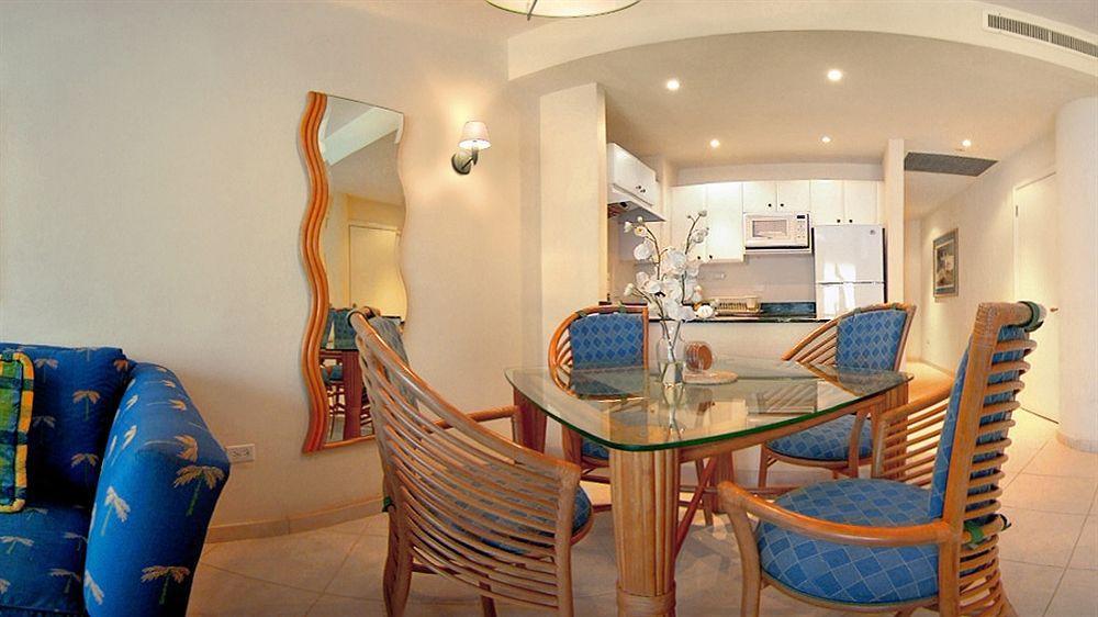 Hotel South 4*