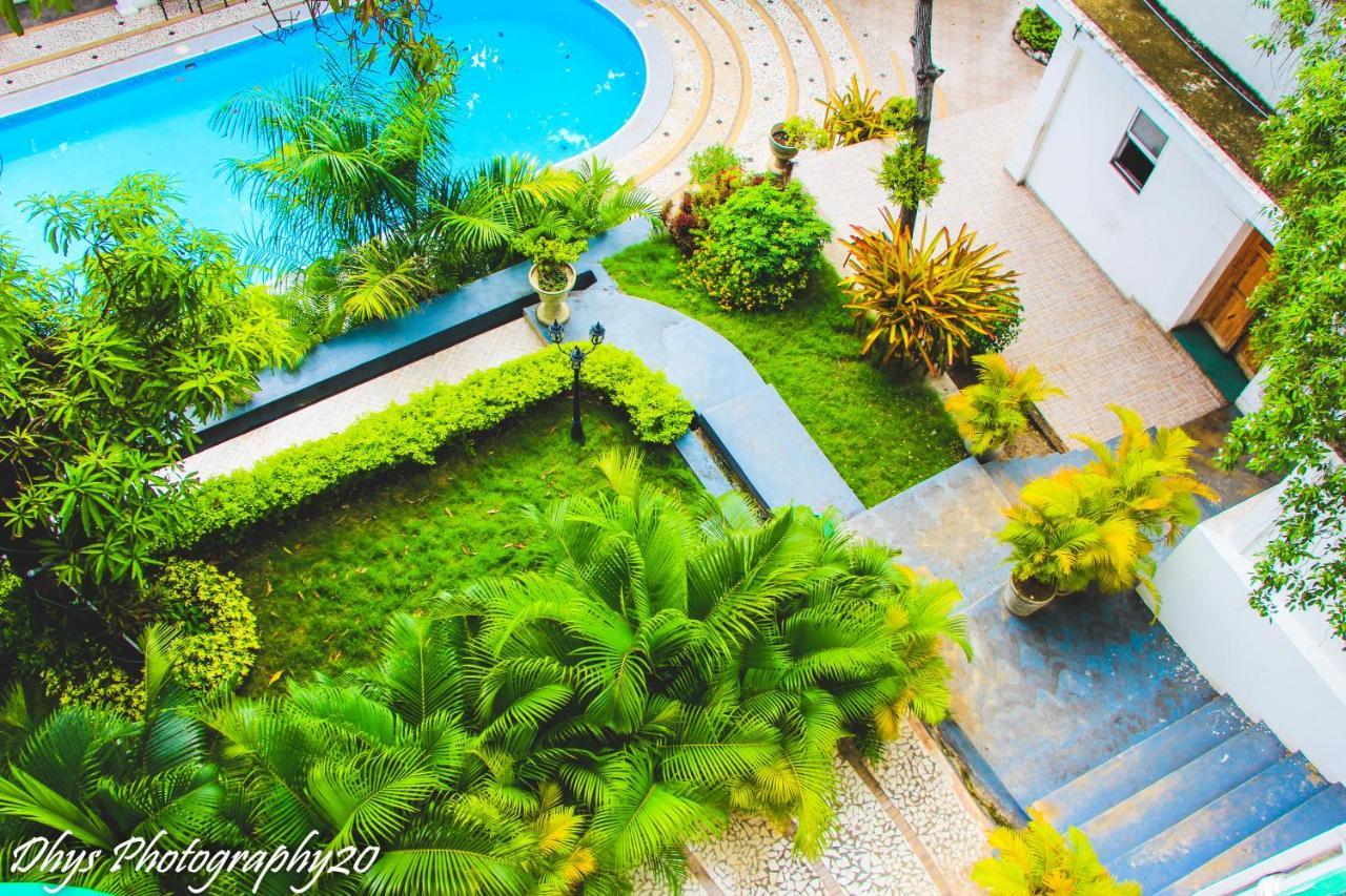 Hotel Manoir Adriana