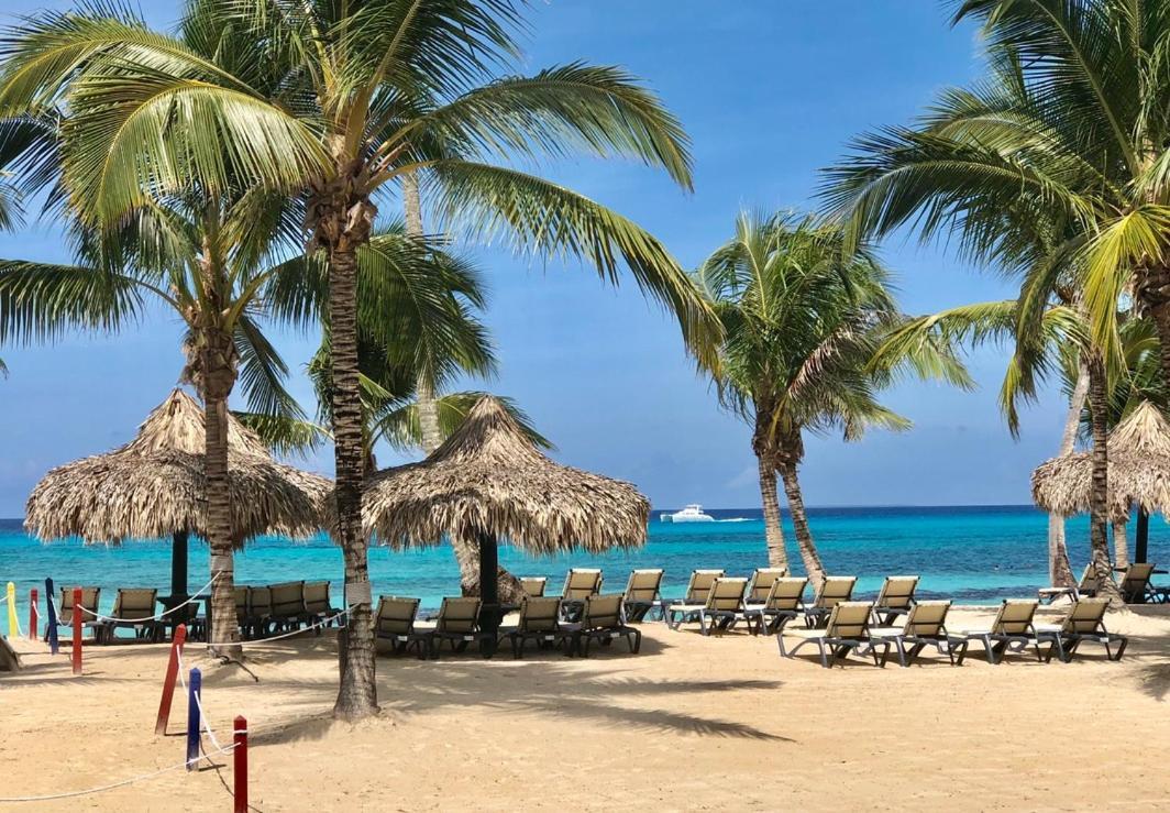 Ocean Front 3br @cadaquescaribe Bayahibe Apartment