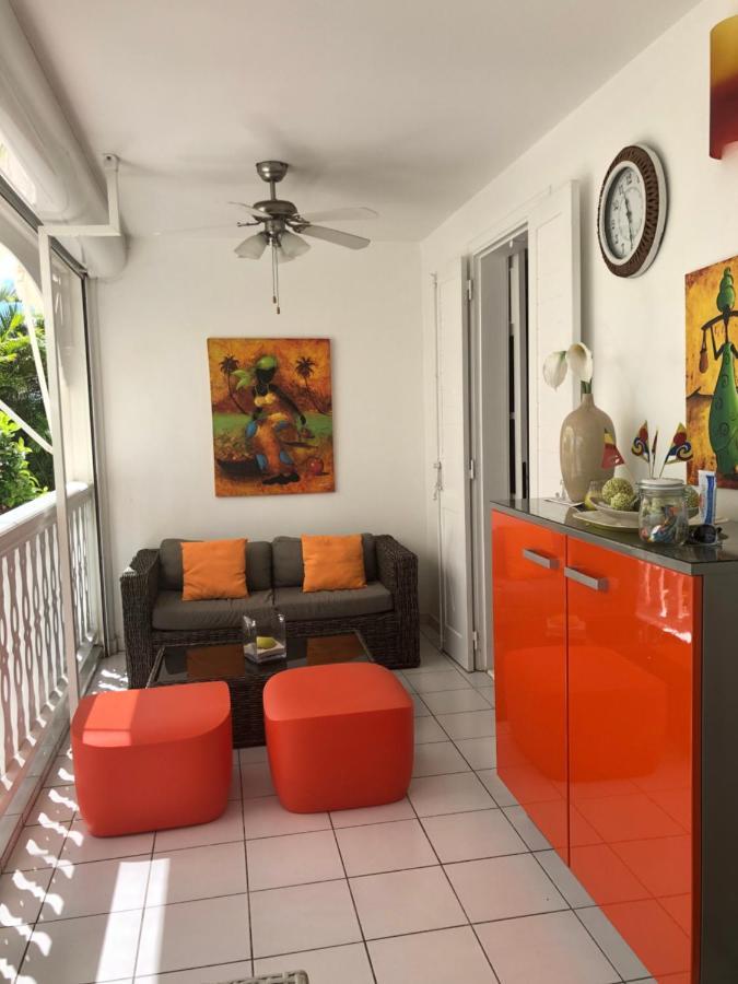 Lauris - Savannah, 1 Ou 2 Avec Cuve Saint-Francois (Grande-Terre)