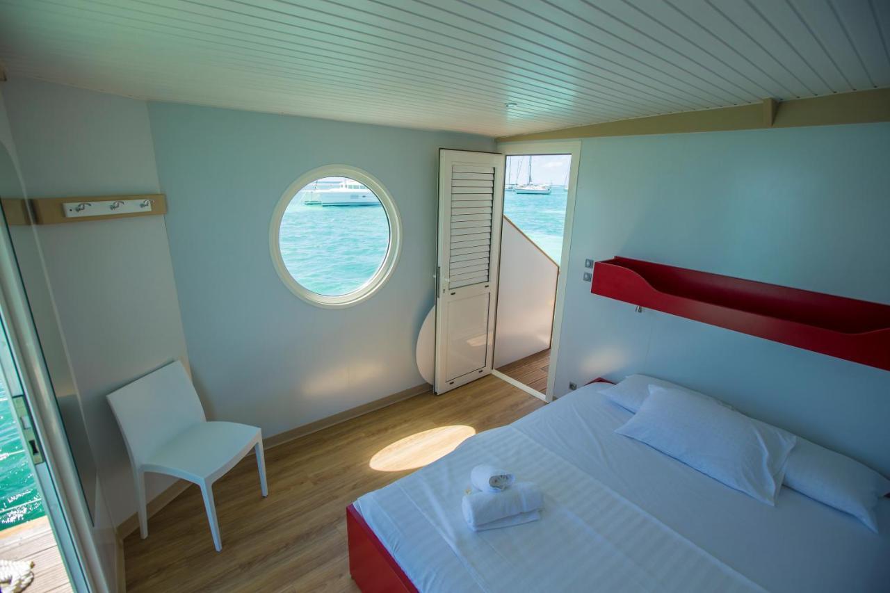 Botel Aqualodge Guadeloupe