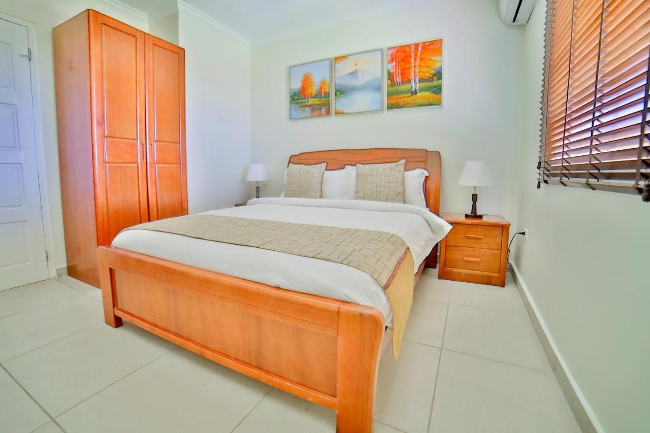 Pearl Aruba Palm Beach
