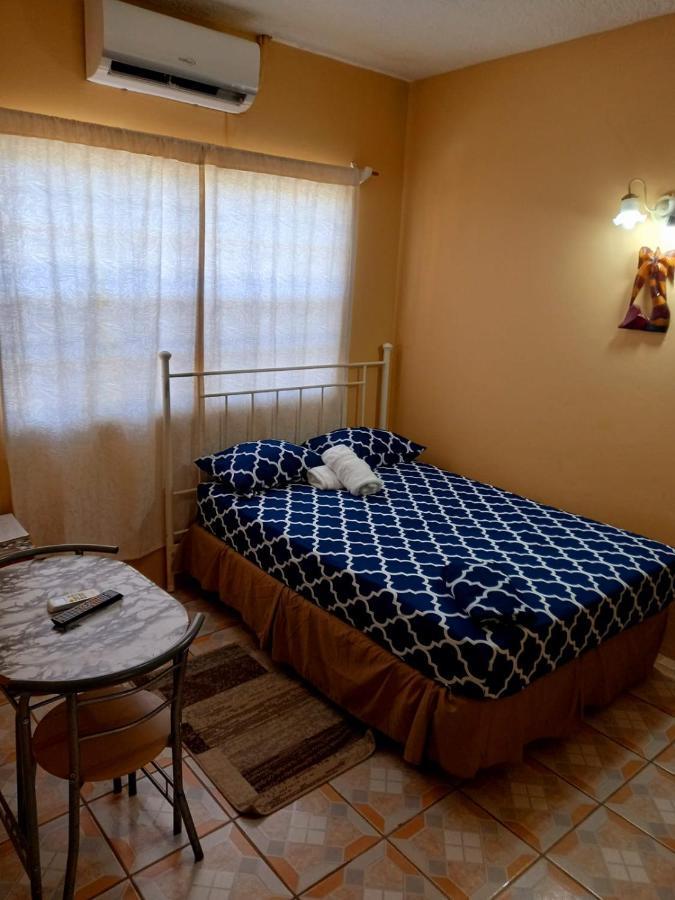Beverley's Guest House, Guest house *
