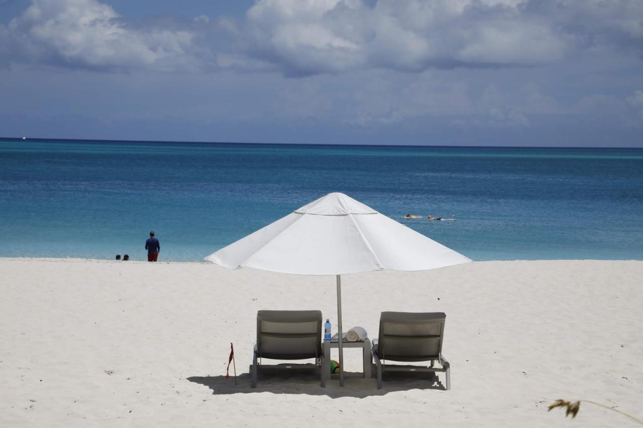 Monthly Special -top Rated Resort, Grace Bay Beach, Luxury 2 Bedroom -king Bed, Free Parking, Free Fast Wi-fi- Winner Of Excellence!!! Apartment *