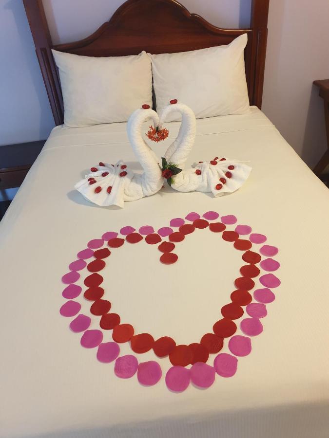 Palm Bay & Restaurant Guest house Montego Bay