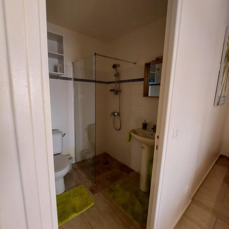 Apartment Touloukaera *