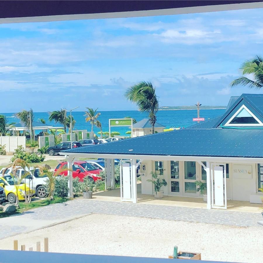 Stunning New With View Of Orient Bay Apartment Quarter of Orleans