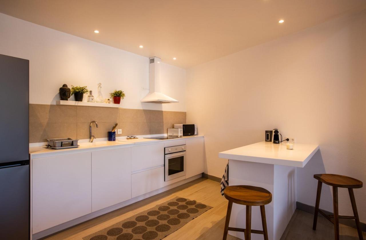 Stunning New With View Of Orient Bay Apartment *