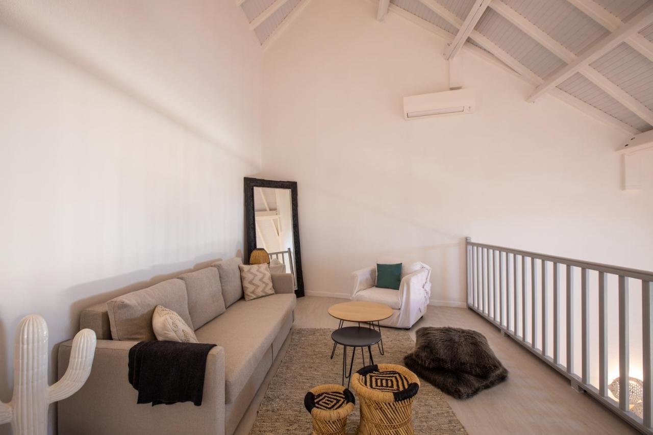 Stunning New With View Of Orient Bay Apartment