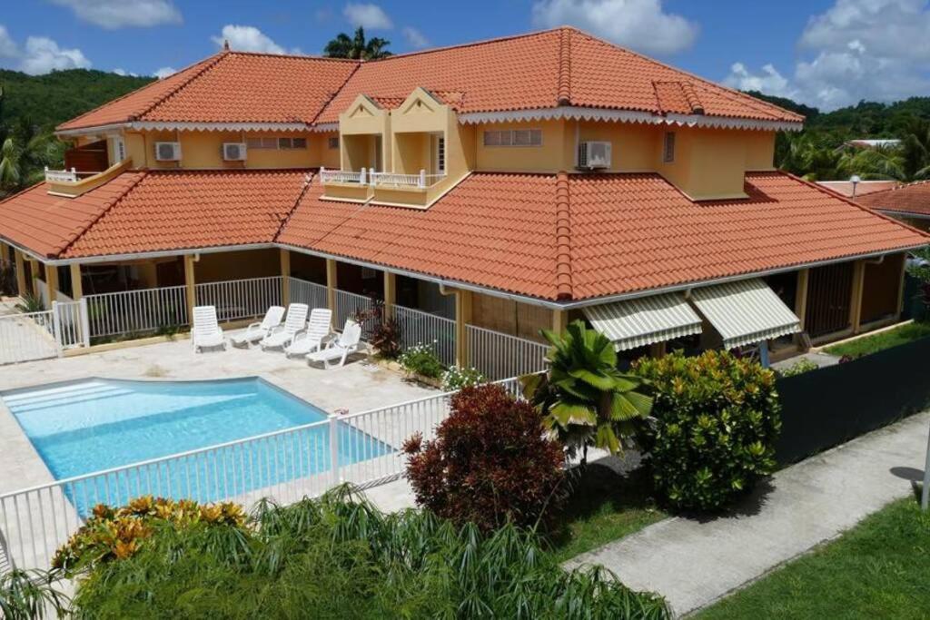Apartment Duplex Avec Piscine- Jardin Privee - 3 - Bed And Coffee Family Les Trois-Ilets