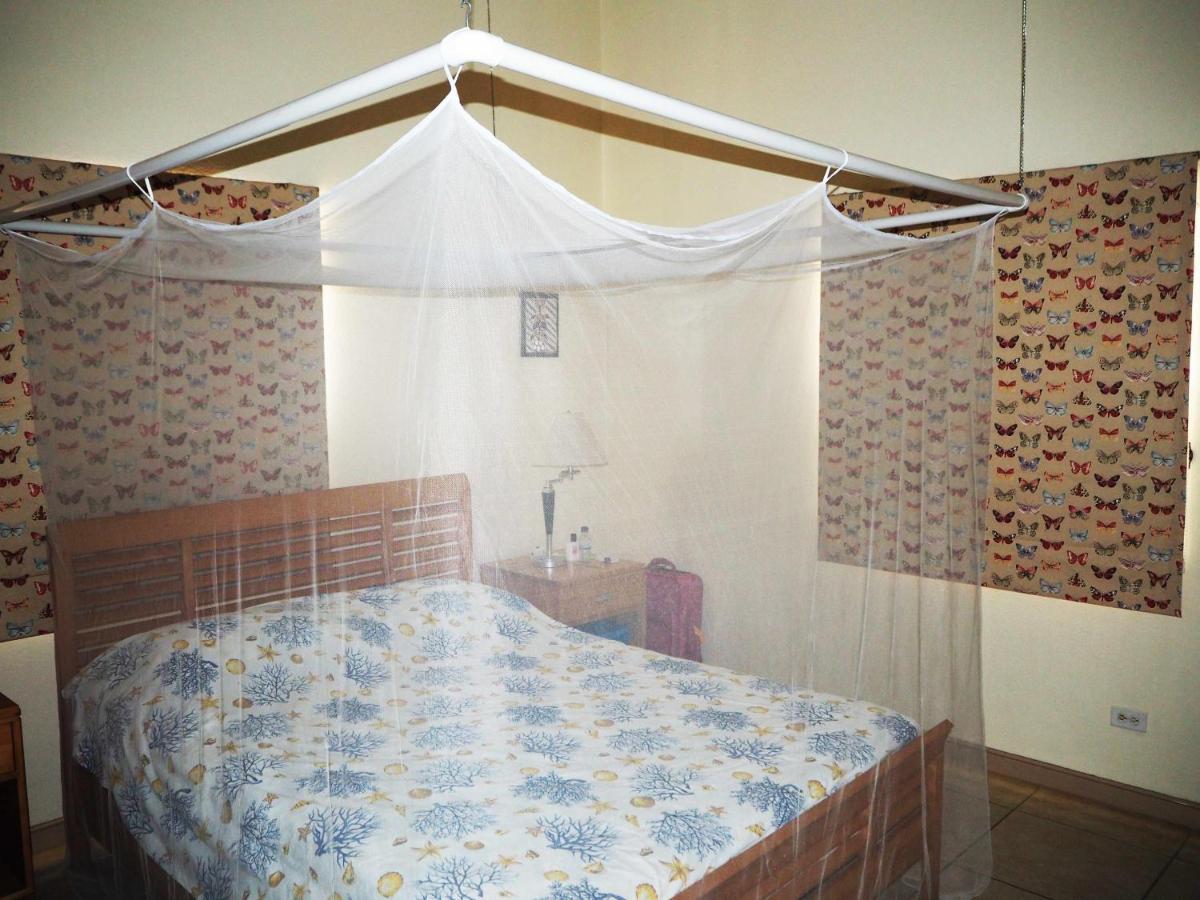 Carib Edge, Ac Penthouse Saint Peter