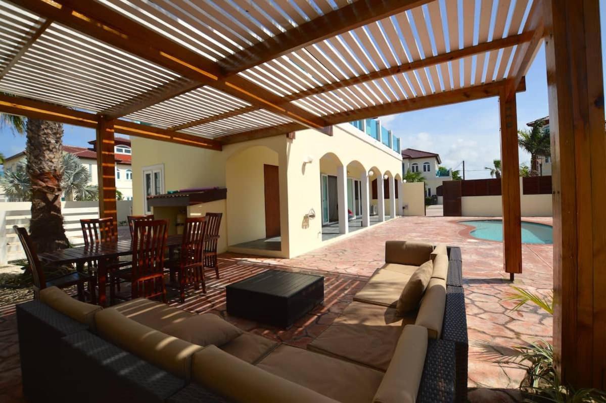 Merlot Villas Aruba Villa *