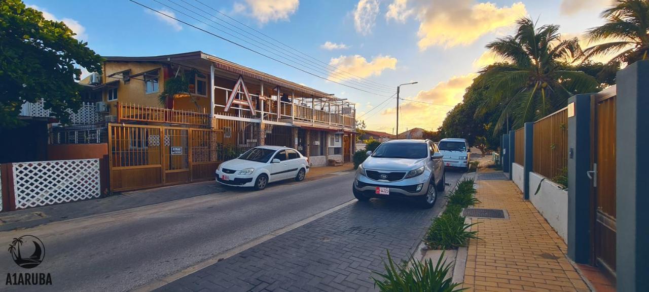 Aparthotel A1 Aruba 2*