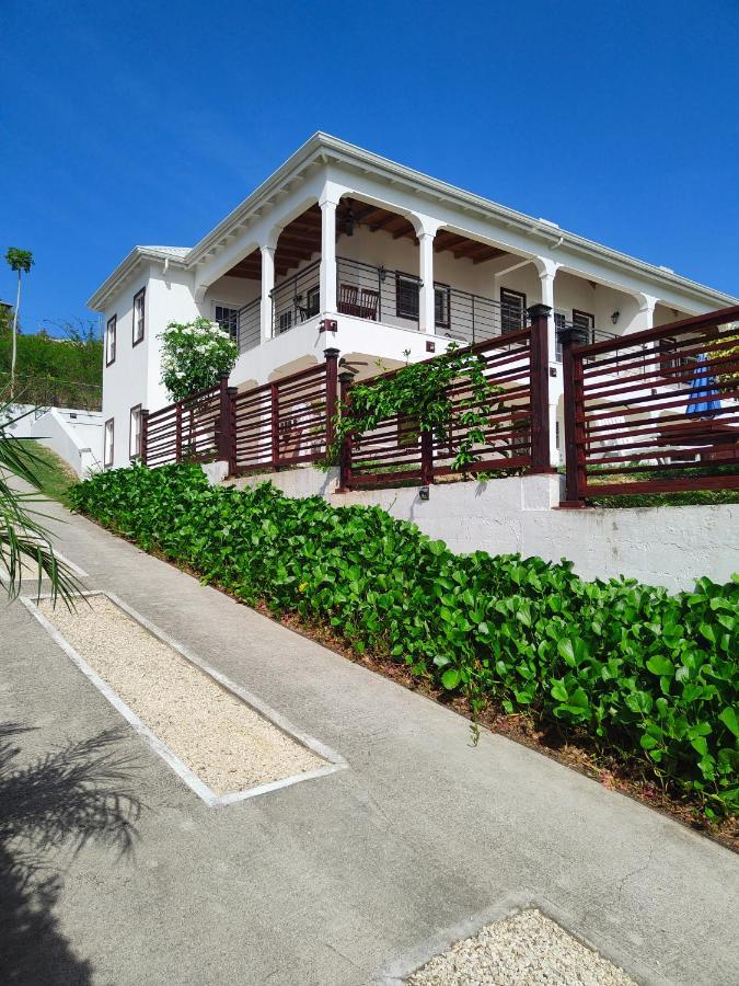 Belvedere * Dickenson Bay