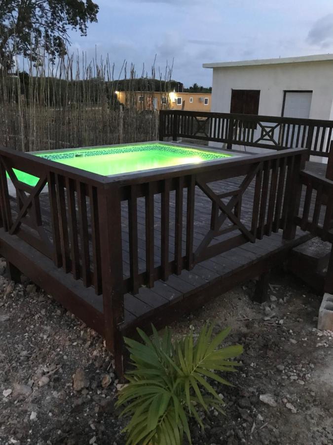 Azteca Villa *