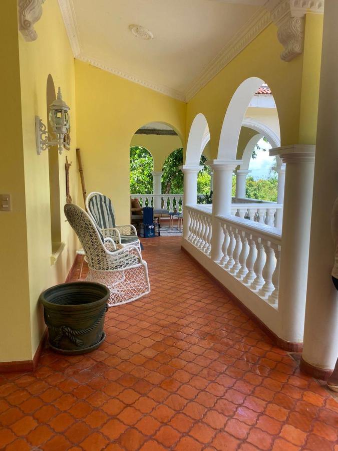El Castillo Tropical Hospedagem domiciliar Cabrera