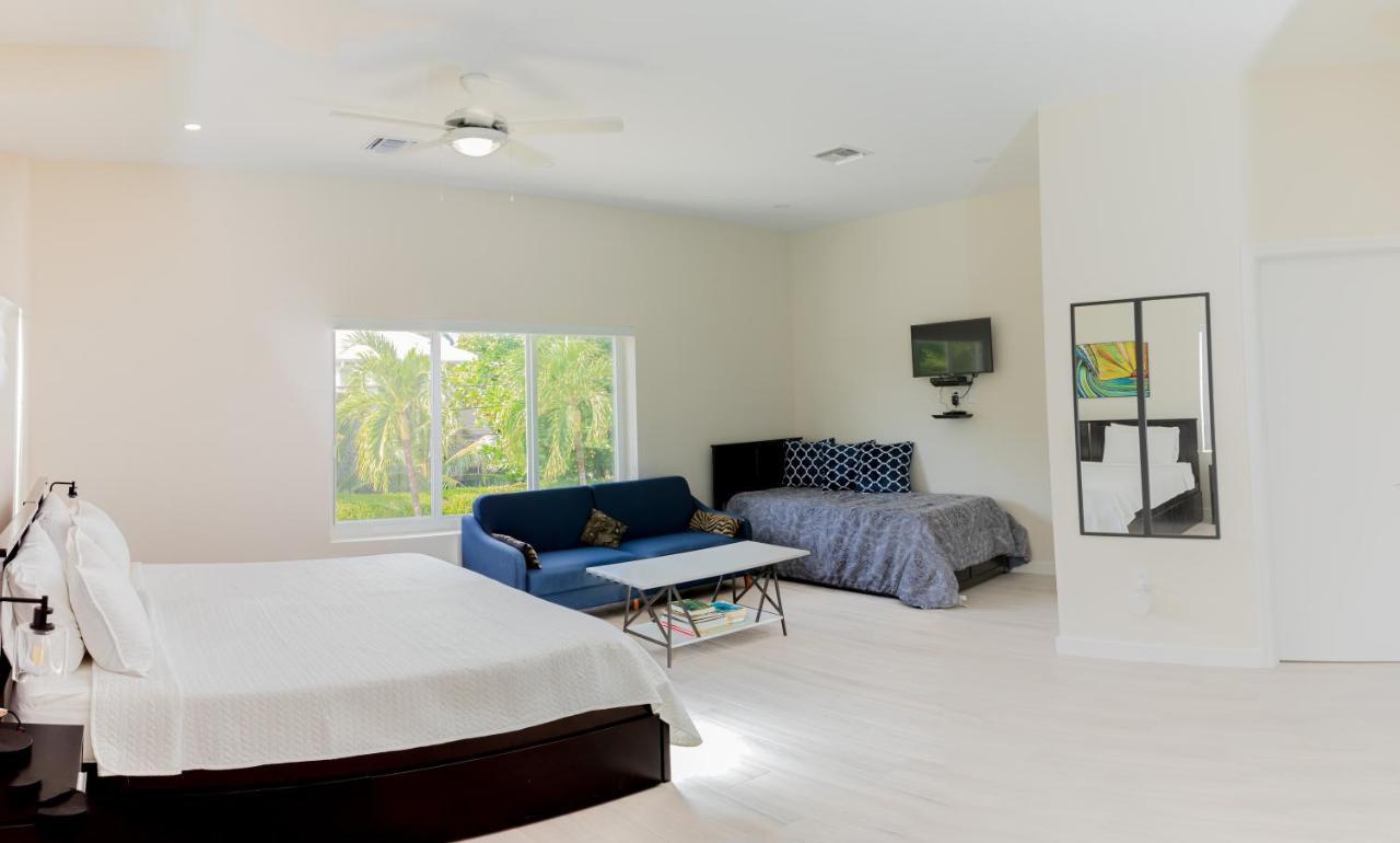 Addison Lee Cayman Casa de hóspedes *