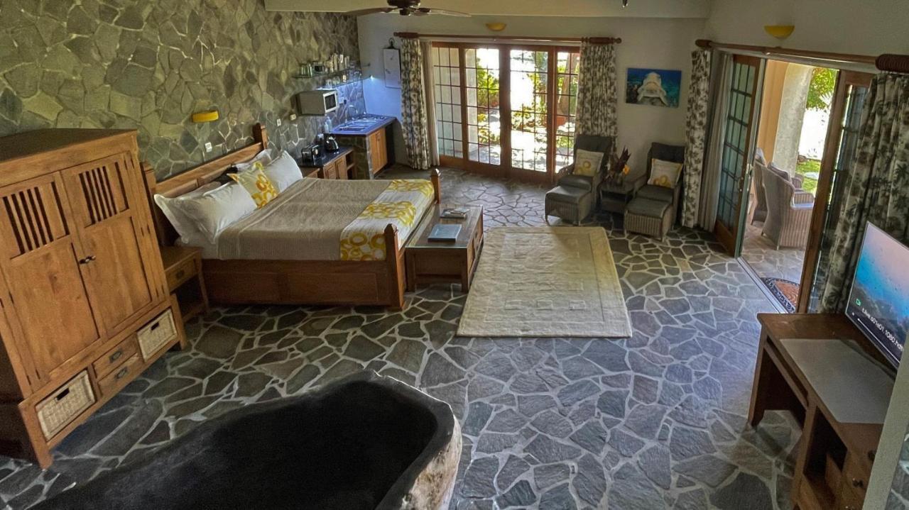 Tropical Hideaway Hotel