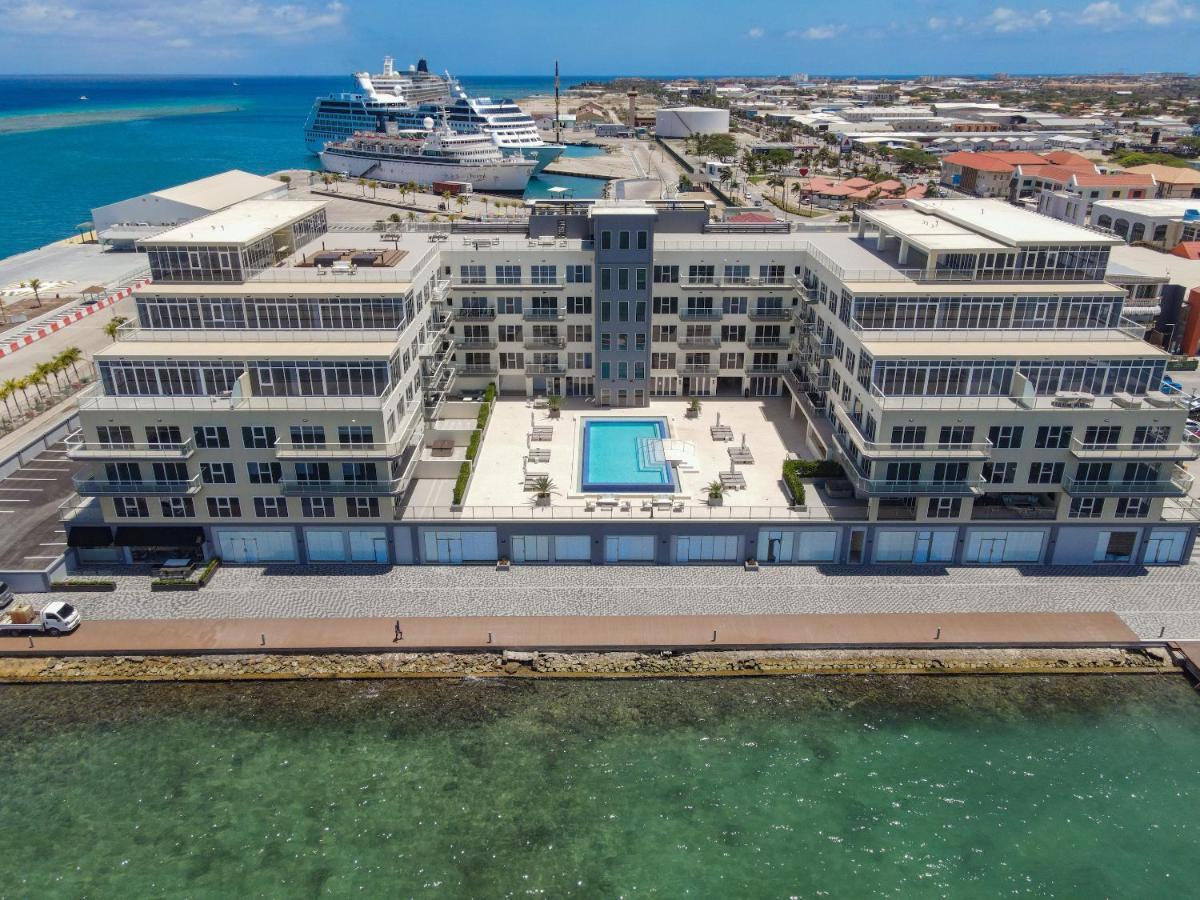 Stylish Luxury Condo, Location, Ocean View, Pool Apartment *